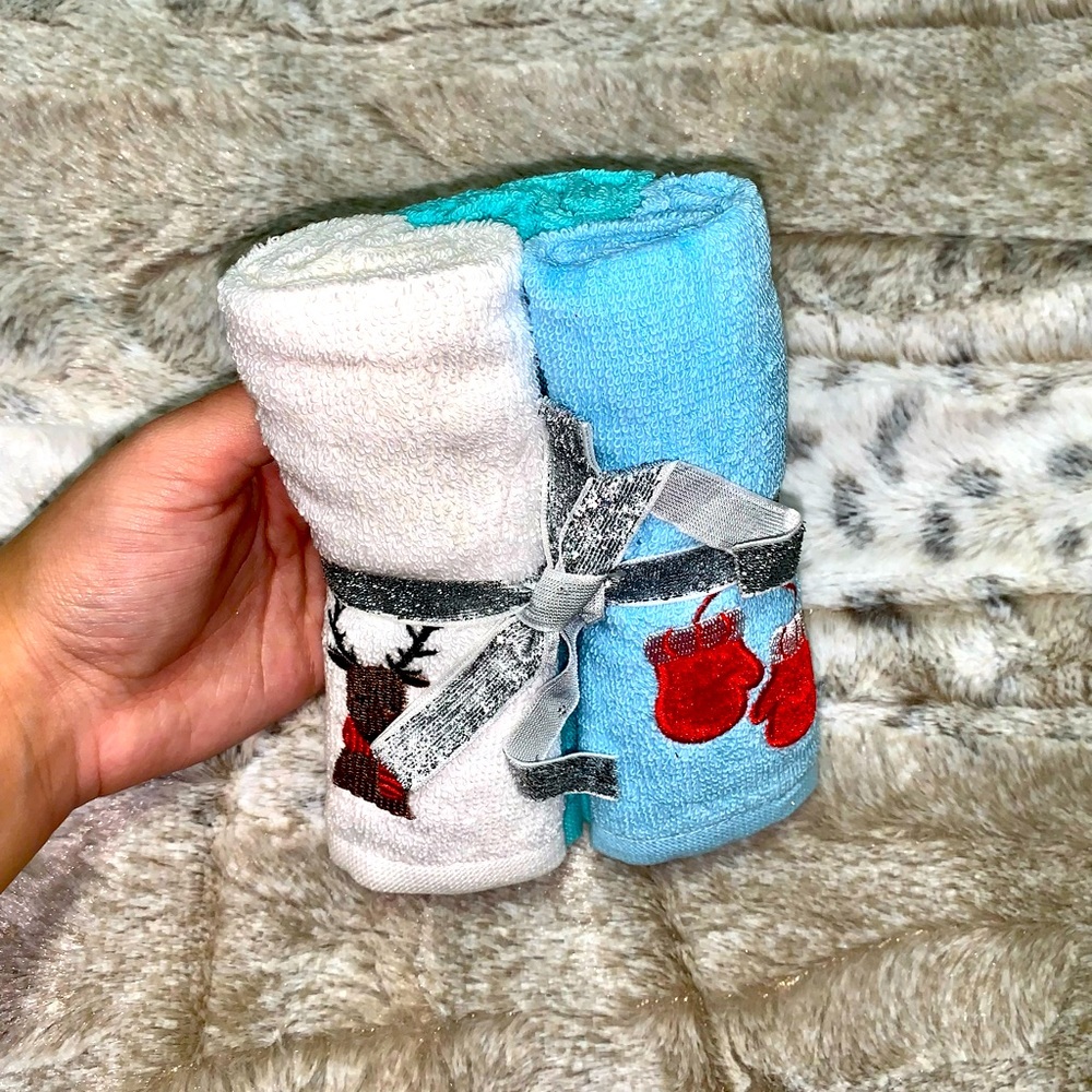 Christmas towels!